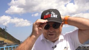 gagnez des casquettes Racelink